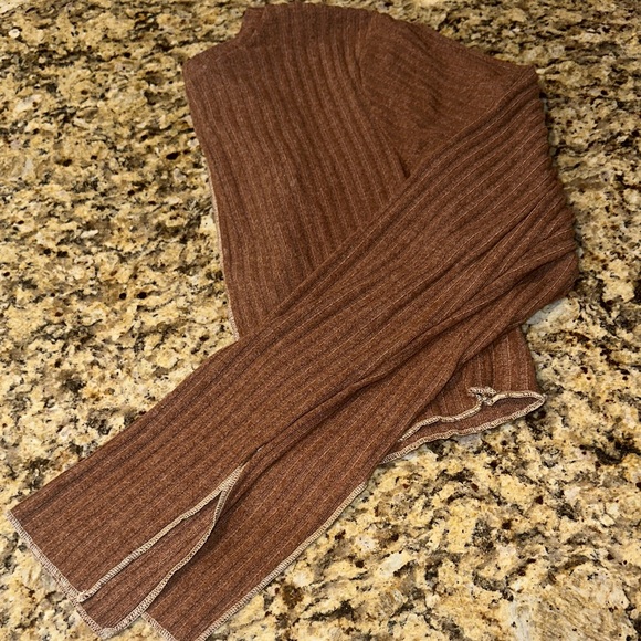 Primark Brown Ribbed Long Sleeve Top - Picture 1 of 1